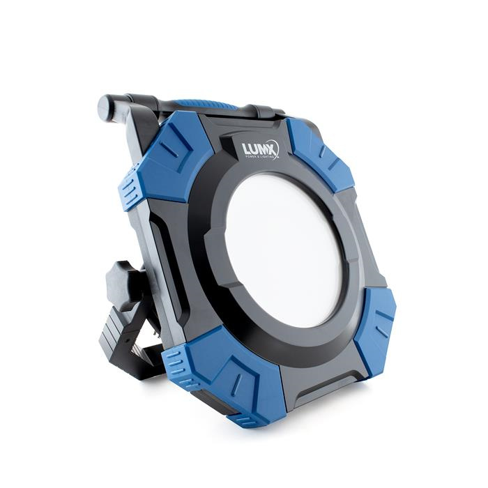 LUMX LED P+ 100W / 3 M. H07RN-F / IP54 / 2700/4500/6500K / 50% VARIATEUR LUMX LED P+ 100W / 3 M. H07RN-F / IP54 / 2700/4500/6500K / 50% VARIATEUR